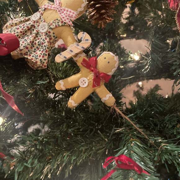 Vintage String Of 5 Fabric Gingerbread Man & Candy Canes Christmas Ornaments - Picture 3 of 6